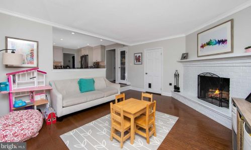 299 Maple Ave, Haddonfield NJ 08033-1436 exterior