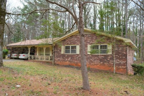 6917 Myra Ln, Austell, GA 30168-6206
