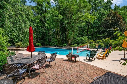 1331 Argyll Dr, Arnold MD  21012-2102 exterior