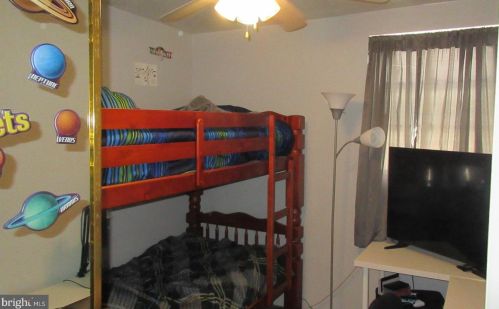 2729 10th St, Philadelphia PA 19148-5006 exterior