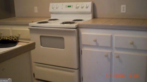 1801 Cross St, Conyers GA  30012-3797 exterior