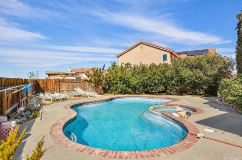 11461 Newport Ct, El Mirage, CA 92301-4252