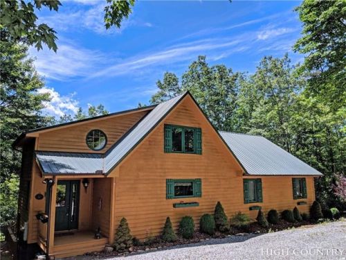 148 High Knob Rd, Deep Gap, NC 28618-9677