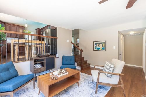 1117 Mountain View Cir, Fairfield CA  94558-5311 exterior