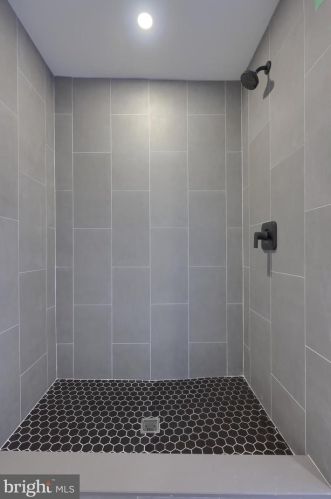 21 Mary St, Lancaster PA  17603-3424 exterior