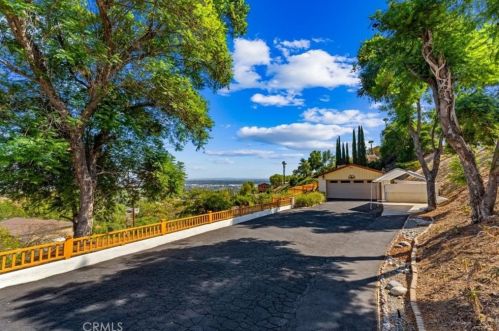 1136 Avocado Crest Rd, La Habra, CA 90631-8141