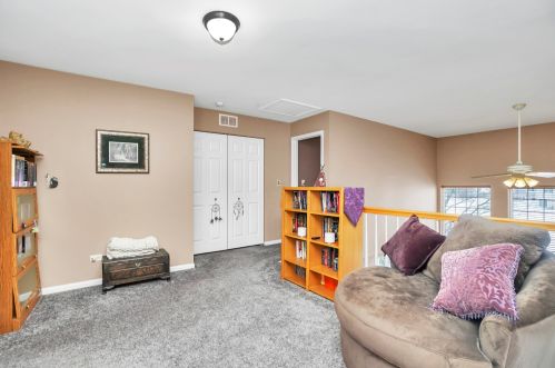 21 Lily Ct, Lemont IL  60440-3263 exterior