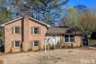6004 Stratton Pl, Raleigh, NC 27609-3638