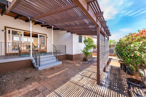 4143 Pahoa Ave, Honolulu HI  96816-4666 exterior