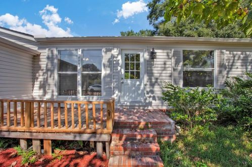 16305 Lone Corral Ct, Conroe, TX 77302-5454