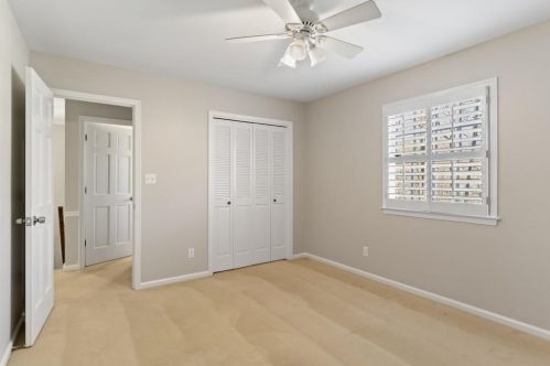 325 Hunters Gln Ct, Atlanta GA  30328-1710 exterior
