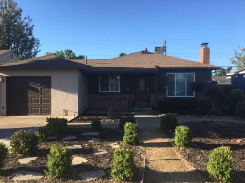 1624 Mariposa Way, Lodi, CA 95242-2533