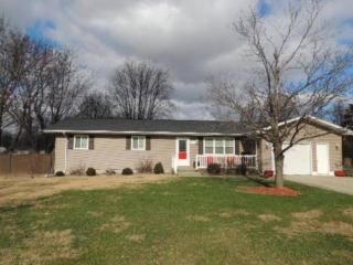 801 Garfield St, Altamont, IL 62411-1020