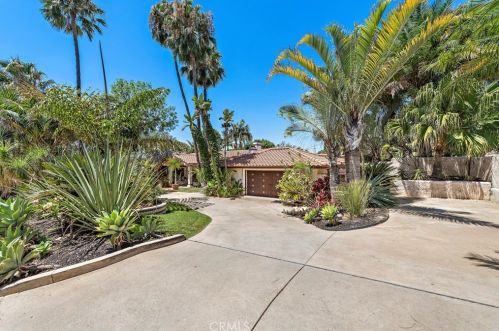 11411 Arroyo Ave, Santa Ana CA  92705-2469 exterior