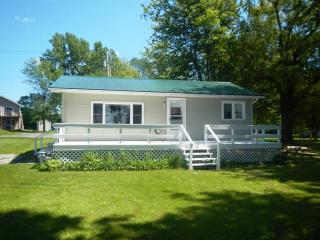 8 Hunter, Alburgh VT  05440-4405 exterior