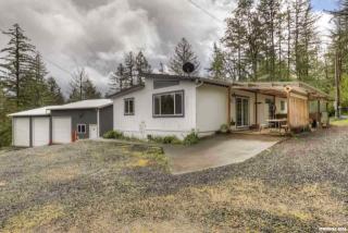38676 First Creek Dr, Lebanon OR  97355-9756 exterior