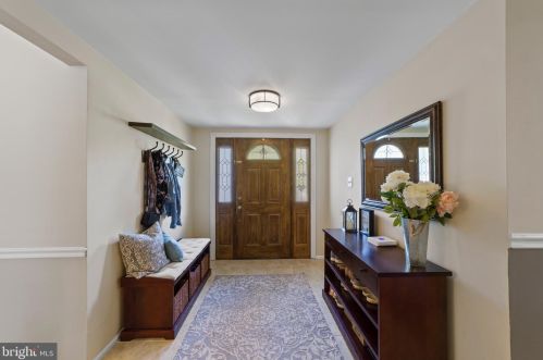 6 Oleander Dr, Mount Laurel NJ  08054-3601 exterior