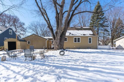 2174 Desoto St, Saint Paul MN  55117-1830 exterior