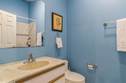 303 Inner Circle Dr, Lemont IL  60490-5425 exterior