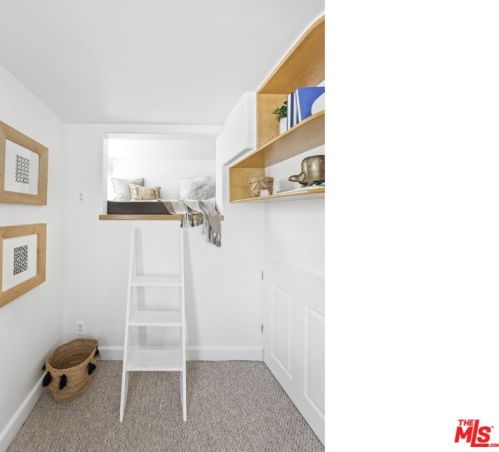 2832 Mayfield Ave, Glendale CA 91214-3816 exterior