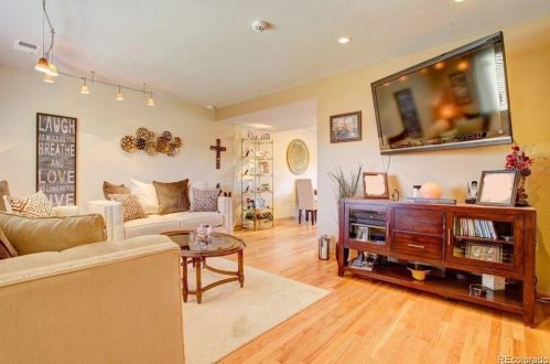 434 Carr St, Denver, CO 80226-3017