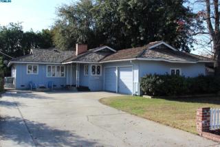 1429 Tulare Ave, Visalia, CA 93277-3554