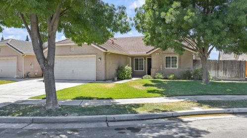 721 Wellington Ct, Los Banos, CA 93635-3086