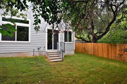 402 El Paso St, Austin TX  78704-6326 exterior