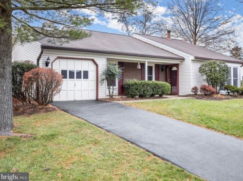 1626 Nathan Ln, Herndon, VA 20170-2960