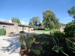 9400 Lombardy Ln, Denver CO  80215-5891 exterior