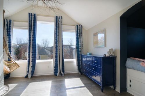 15736 Diamond Way, Saint Paul MN  55124-6897 exterior