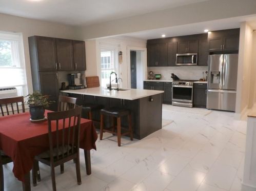 44 Basswood Ave, Providence, RI 02908-1803