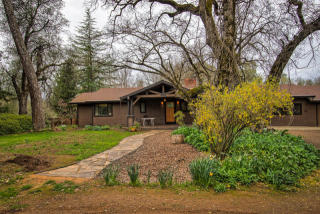 21366 Old Alturas Rd, Redding, CA 96003-7617