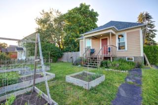 419 Virginia St, Bellingham, WA 98225-4127