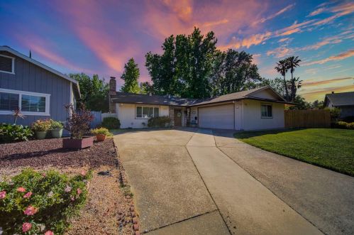 8304 Plumwood Ct, Citrus Heights, CA 95662-3833