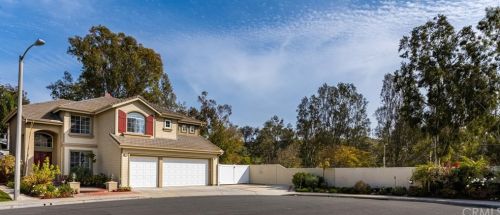 18 Broadleaf, Irvine, CA 92612-2838