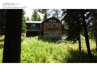 2887 Forest Road 135, Bellvue CO  80512 exterior