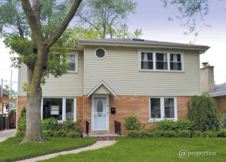 5025 Estes Ave, Skokie, IL 60077-3521