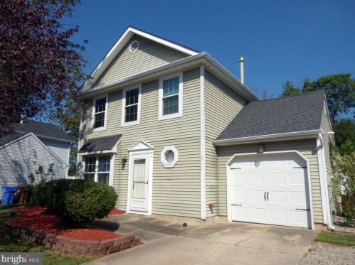 221 Stirrup Rd, Auburn, NJ 08085-1440