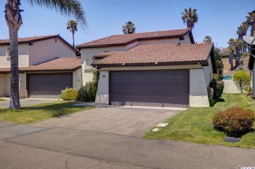 5425 Villas Dr, Bonsall, CA 92003-5206