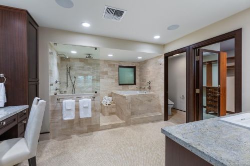 4351 Kahala Ave, Honolulu HI  96816-4856 exterior