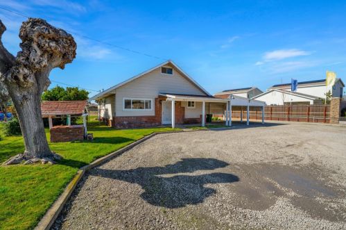 20757 Union Rd, Manteca, CA 95337-9403