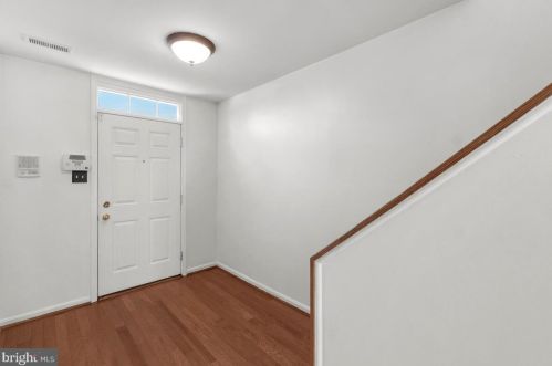 6100 Cliffside Trl, Columbia MD 21045-7412 exterior