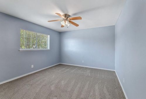 2915 Rayswood Dr, Carrollton TX 75007-5753 exterior