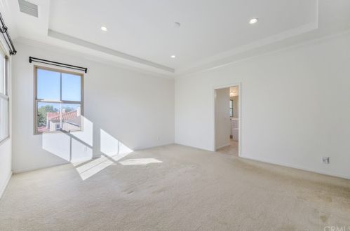 48 Twin Gables, Irvine CA  92620-3506 exterior