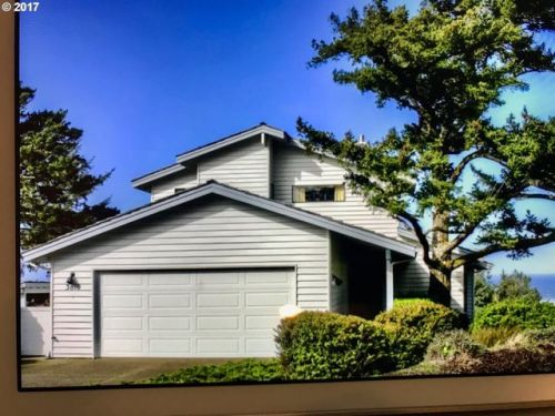 3810 Shore View Dr, Waldport, OR 97394-9492