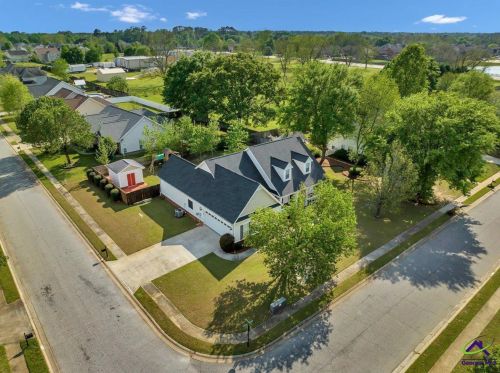111 Robinson Way, Warner Robins, GA 31088-2330