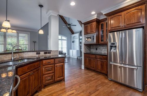 2212 Meadowvale Dr, Atlanta GA  30345-3543 exterior