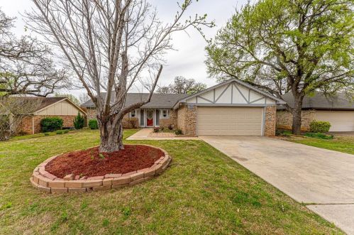 7305 Timberlane Dr, Fort Worth, TX 76182-6031