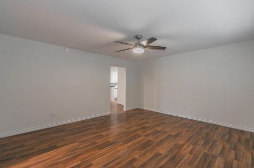 6901 Wycliff St, Fort Worth TX  76116-9041 exterior